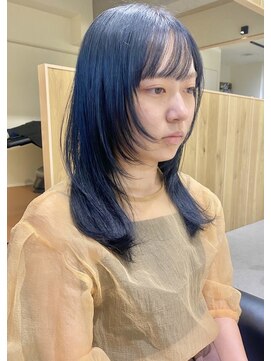 フイ(HUI) 透明感ブリーチなしアッシュカラー韓国風艶感小顔プリカール