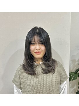 エーケイ(AK) レイヤーカット×グラデーションカラー
