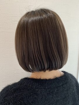 ビスクヘアデザイン(bisq hair design) ボブ/ベージュカラー/丸みボブ/髪質改善カラー/顔まわりカット