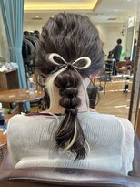 リボンアレンジ もこもこアレンジ 編みおろしセミロングアレンジ