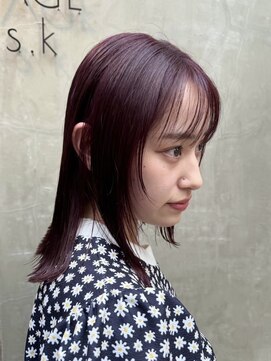 ヴィサージュバスク(VISAGE ba.s.k) 切りっぱなしボブ×顔まわりレイヤー