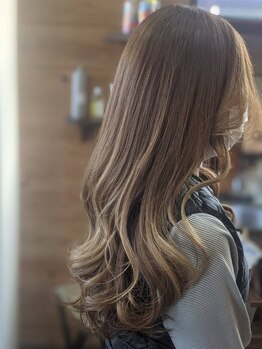 ヨシデンの写真/”なりたい”理想のデザインを『色質』で叶えます！外国人風からグレイカラーまで豊富なバリエーションが◎