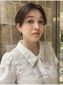 小顔ハンサムショート刈り上げショート艶髪ショート大人可愛い