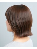 自然なツヤでまとまる大人ボブ