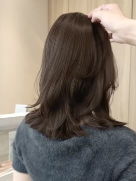 ウェイズトウキョウ 新宿店(Ways TOKYO) 水光感のある潤いベージュ