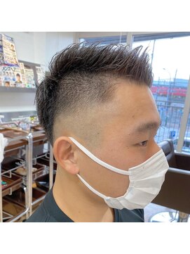 ルシード スタイル レクラ 栄生店(L'UCIDO STYLE L'eclat) フェードカット　[バーバースタイル]