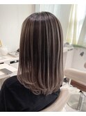 中明度の柔らかな色味の髪質改善バレイヤージュ☆