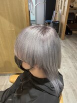 ジャストビューティ ルフレ 金沢八景店(Just Beauty Rufure)&nbsp;ホワイトシルバー/2回ブリーチ/ブリーチ/ホワイト