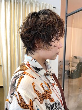 カルテ(QUARTE) カジュアルショートパーマ