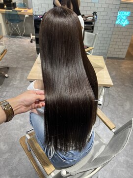 リトバイトゥルークリエイション 大宮(Re:to by True Creation) 【髪質改善】ブリーチ毛対応ストレート×うる艶ロング