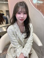 グロー 大宮(GLROW)&nbsp;オリーブグレージュ　顔まわりカット　レイヤーカット