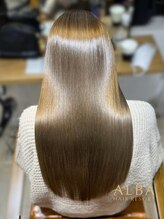 アルバ ヘアリゾート(ALBA)