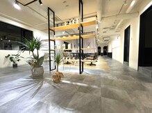 パプスドコワフュール 甲子園口店(Pap's de coiffeur)の雰囲気(西宮エリア最大級!広々空間でゆったりお過ごしいただけます♪)