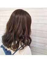 クレア(CREA)&nbsp;暗髪でも透明感！スモーキーアッシュ