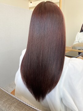 コクア(Kokua) 【艶髪】20代30代40代50代　艶髪×インナーカラー×カシスピンク