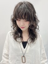 ザレミー(THE REMMY)&nbsp;マッシュウルフのウェーブパーマスタイル