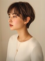 ダブルバイグリッター(W by GRITTERs)&nbsp;ベリーショート マッシュショート 暗めカラー 顔周りカット 艶髪