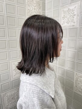 トリエラ 池袋(TRIELA) フェイスラインレイヤー／ラベンダーグレーベージュ