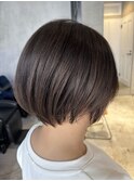 レディースショートカット顔周りレイヤーショコラブラウン
