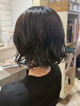 ミル(1001 mille) イルミナカラー/イヤリングカラー/カラー/パーマ