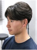 ナチュラルセンターパート ニュアンスパーマ フェード