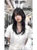 ハッシュカット　ロングウルフ　ロングレイヤー　艶カラー