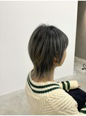 ウルフレイヤーカットとシャドールーツカラー◎