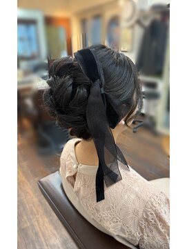 アップヘアー(上品カールアップ)