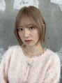 ヒビヲ(HIBIO)&nbsp;ハイトーン×顔まわりレイヤーが得意です♪/ベージュ/ボブカット
