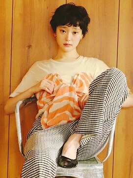 バーノン(VERNON) NEST CROP SHORTwearingYOSHIO KUBO【VERNON】058-262-3611
