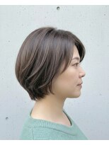 ブロッサム 東久留米店(Blossom)&nbsp;大人美人レイヤーボブスタイル/白髪ぼかしハイライト