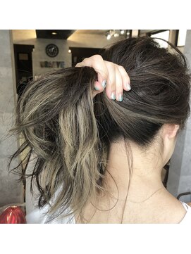 ブレイブ ヘアデザイン(BRaeVE hair design) インナーカラー＆グレージュ