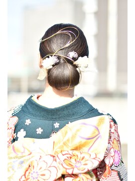 エンドレスウィズユー(ENDLESS WITH YOU) 水引を使ったアップスタイル