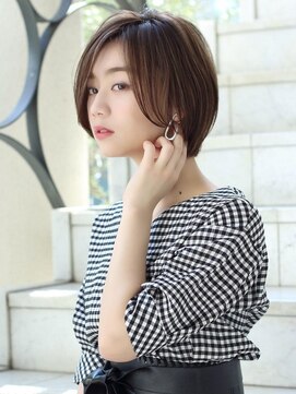 アンド ストーリーズ(&STORIES) 20代30代40代大人可愛い耳掛けひし形くびれ丸みショート