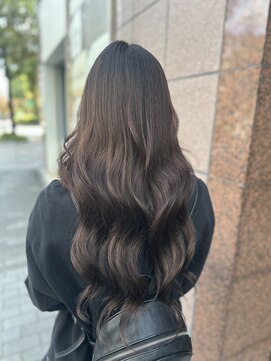 フツーロ 栄(FUTURO) プルエクステ