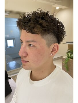 クーナバイトマト 横浜(Cuna by TOMTO) 【RYOSUKE】メンズパーマ_メンズヘア