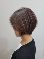 ラム(Rum)&nbsp;大人ショート×白髪活かしカラー☆