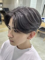 レタッチ バイ フィフス 天神大名(RETOUCH by fifth)&nbsp;ニュアンスパーマセンターパート毛流れパーマメンズヘア波巻き