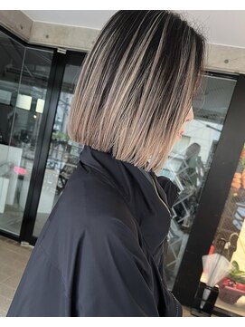 ヨッカ(YOCCA) ボブ＋バレイヤージュ