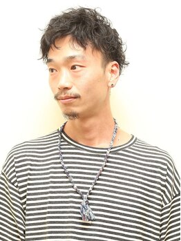 チル(Chill)の写真/【夜21時まで営業】仕事帰りにも通いやすくメンズにも人気のサロン。オンもオフもキマるスタイルで魅力UP☆