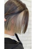 10代20代切りっぱなしボブインナーカラーホワイトベージュ