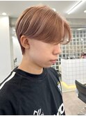 渋谷メンズブリーチカラーミルクティーベージュセンターパート