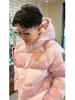 シフト(SHEEFT)&nbsp;刈り上げマッシュ韓国系センターパートマッシュパーマメンズヘア