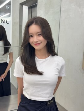 ブラン(Blanc Aoyama) レイヤーカット/顔まわりカット/ブリーチなし/ロング/ミディアム