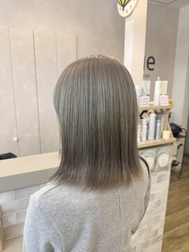 ジュエ ヘアー デザイン(Jue hair design) ミルクティーベージュ/ダブルカラー/ブリーチ/知立/刈谷