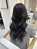 ジーナ 吉塚(Zina)&nbsp;地毛風カラー ブルーブラック【福田れん】吉塚美容室 髪質改善