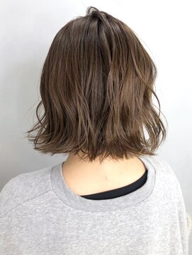 アイティー バイ アルバム 中野店(IT by ALBUM) オリーブボブ_厚めバングローライトスリークボブ_ba278014