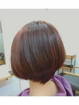 クッカ(kukka) ショートボブ