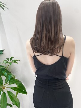 ミラ 新宿(MILA) マロンベージュ/くびれミディ/レイヤーカット/Aラインボブ