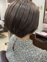 シファ(sifa)&nbsp;ショートボブ×ソフトグレージュ